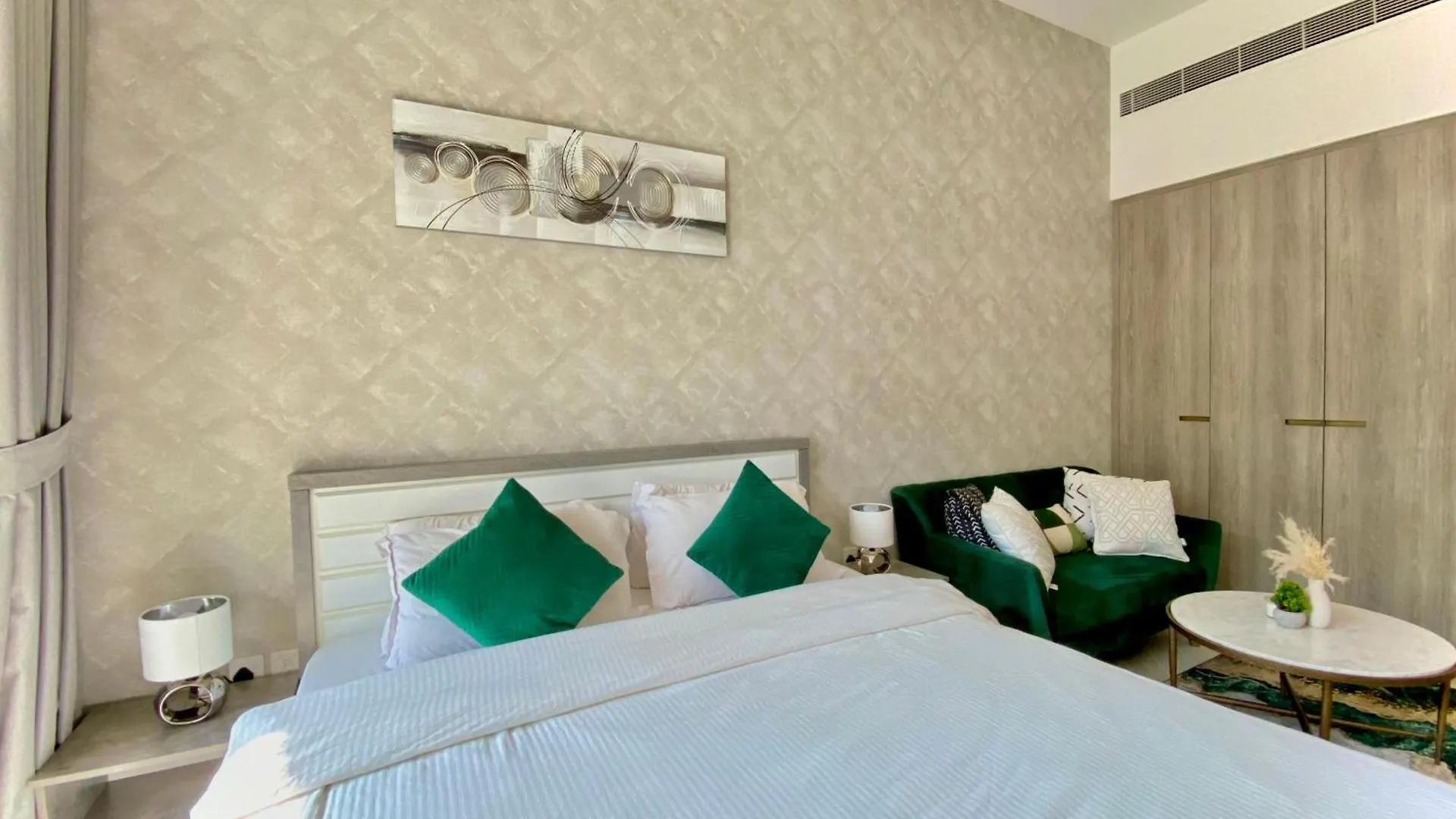 Apartment Trendy Studio With Top Amenities Dubai