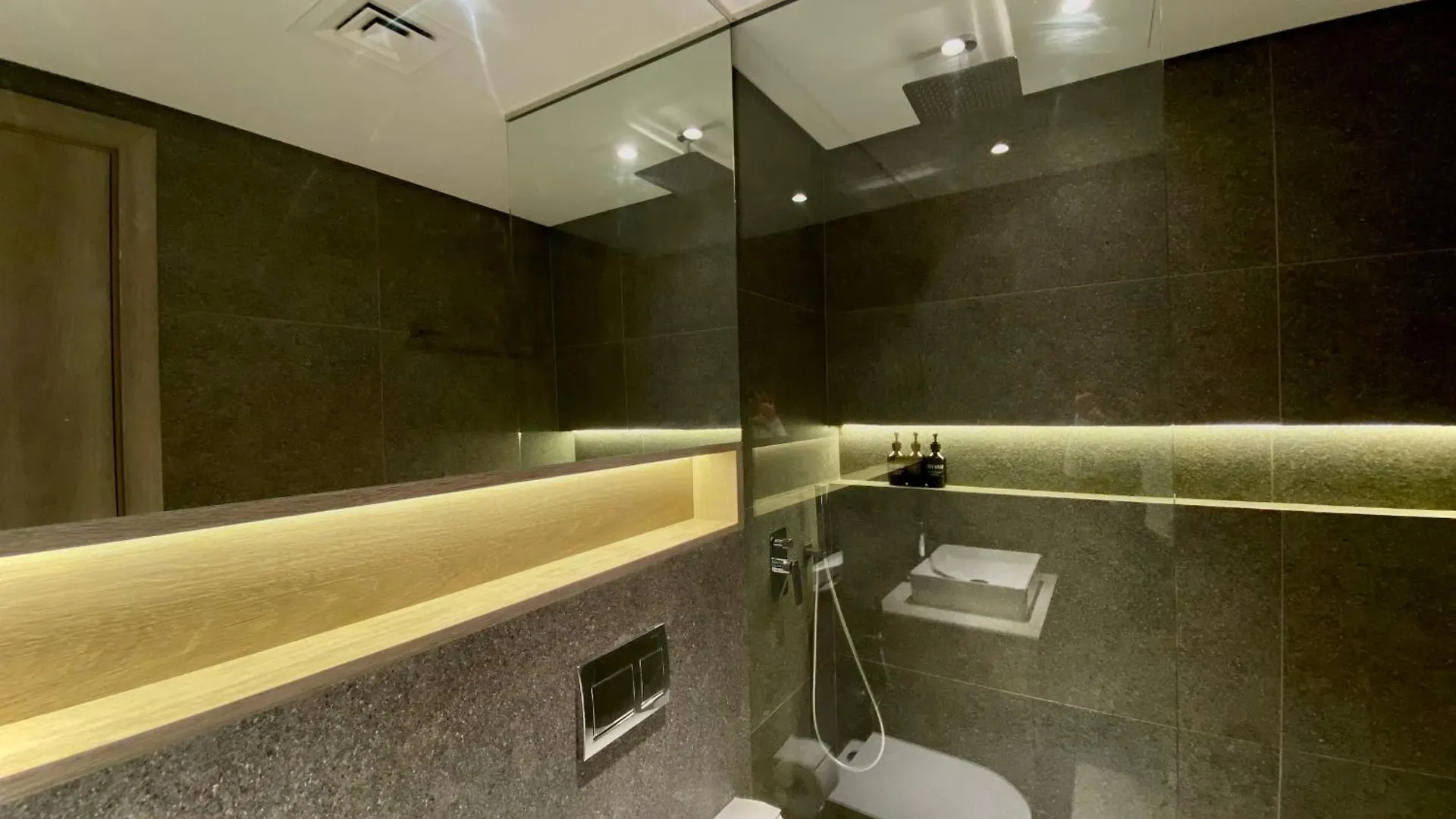 Apartment Trendy Studio With Top Amenities Dubai