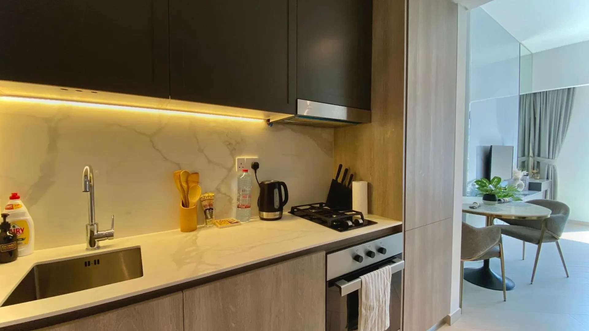 Apartment Trendy Studio With Top Amenities Dubai United Arab Emirates